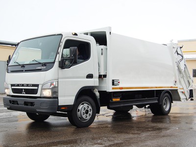 Мусоровоз MITSUBISHI FUSO с задней загрузкой МС-4  8,2 м³